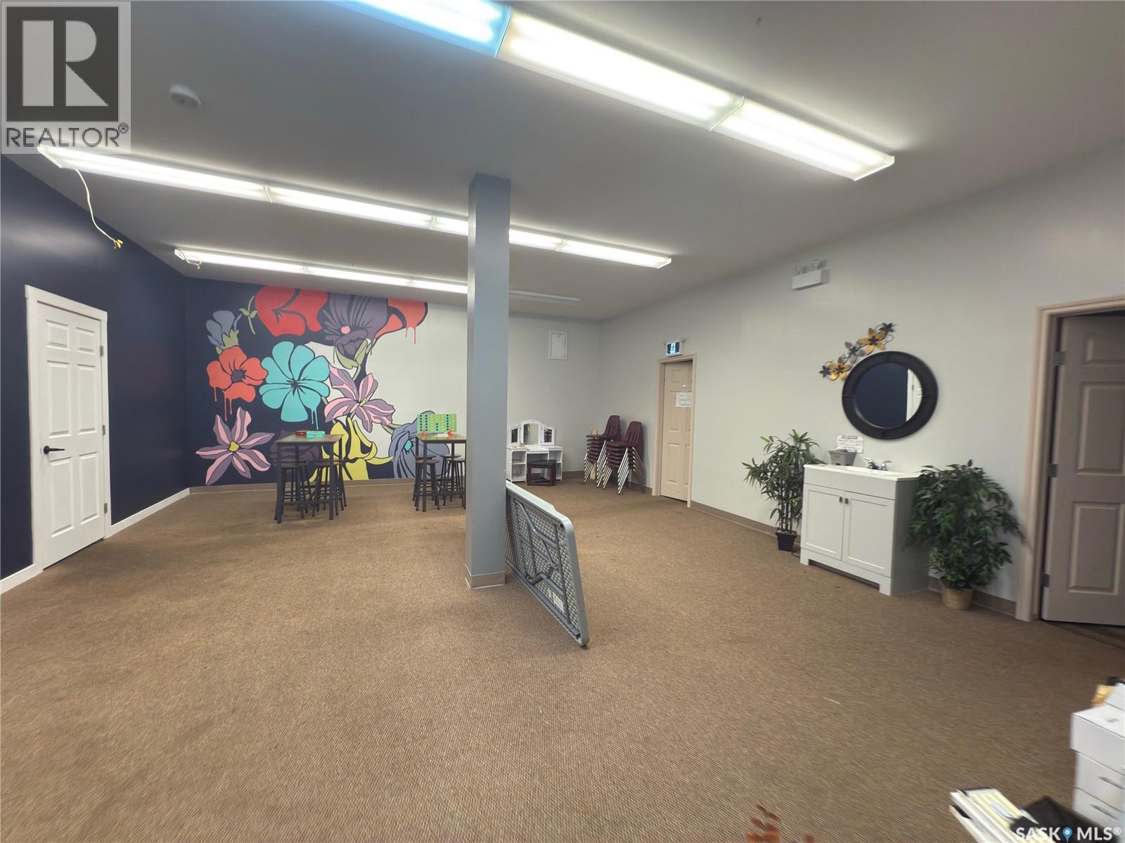 808 La Ronge AVENUE — photo 14