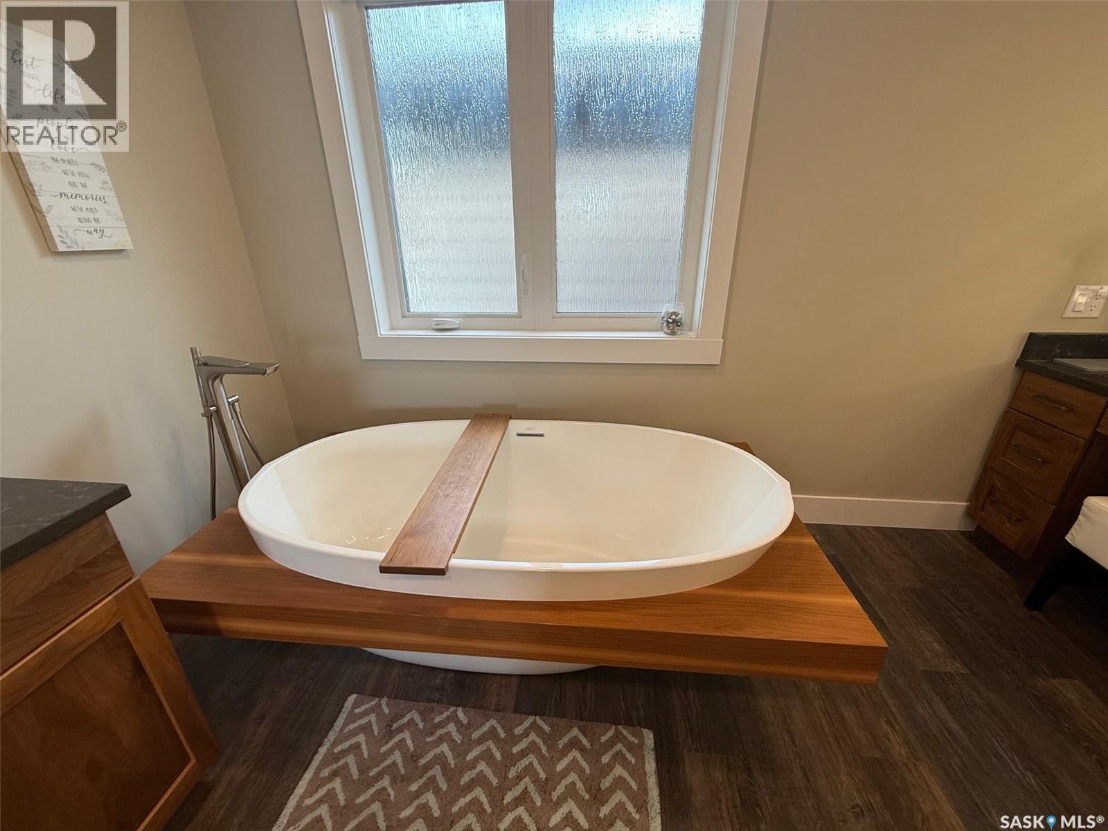 808 La Ronge AVENUE — photo 32