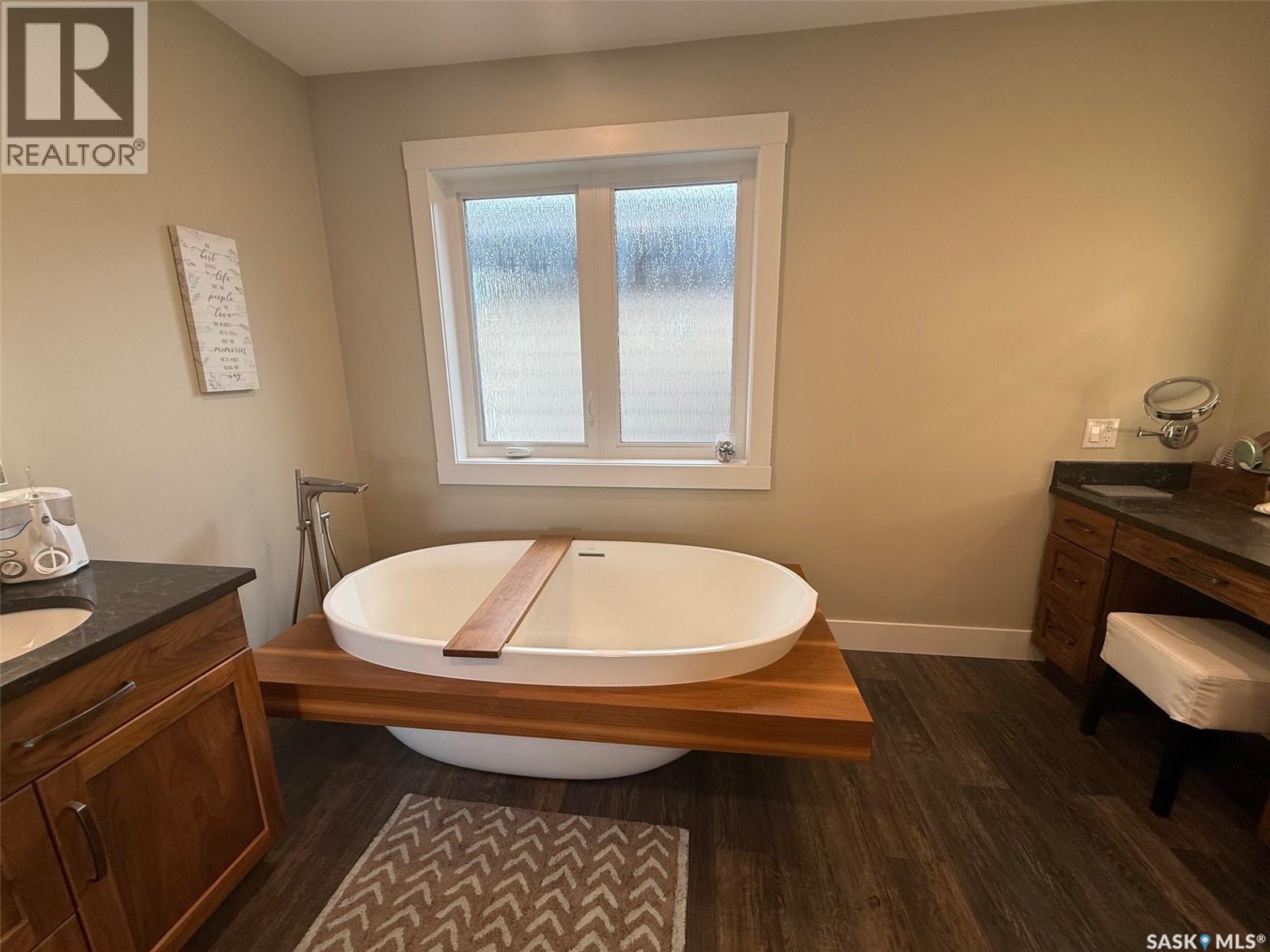 808 La Ronge AVENUE — photo 33