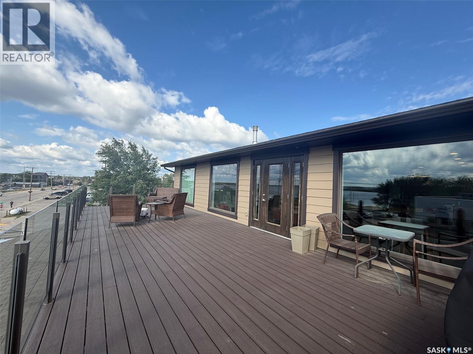 808 La Ronge AVENUE — photo 6