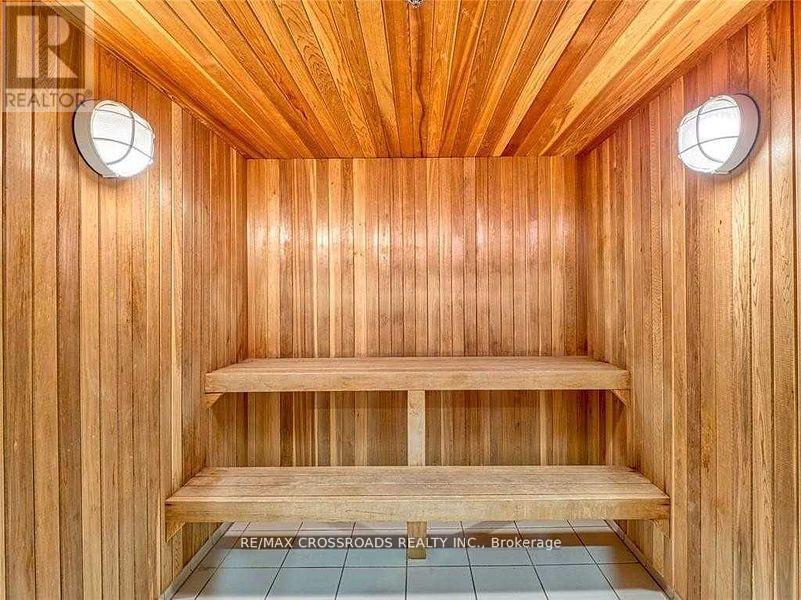 Photo 19 of 2106 18 Parkview Avenue, Toronto ON