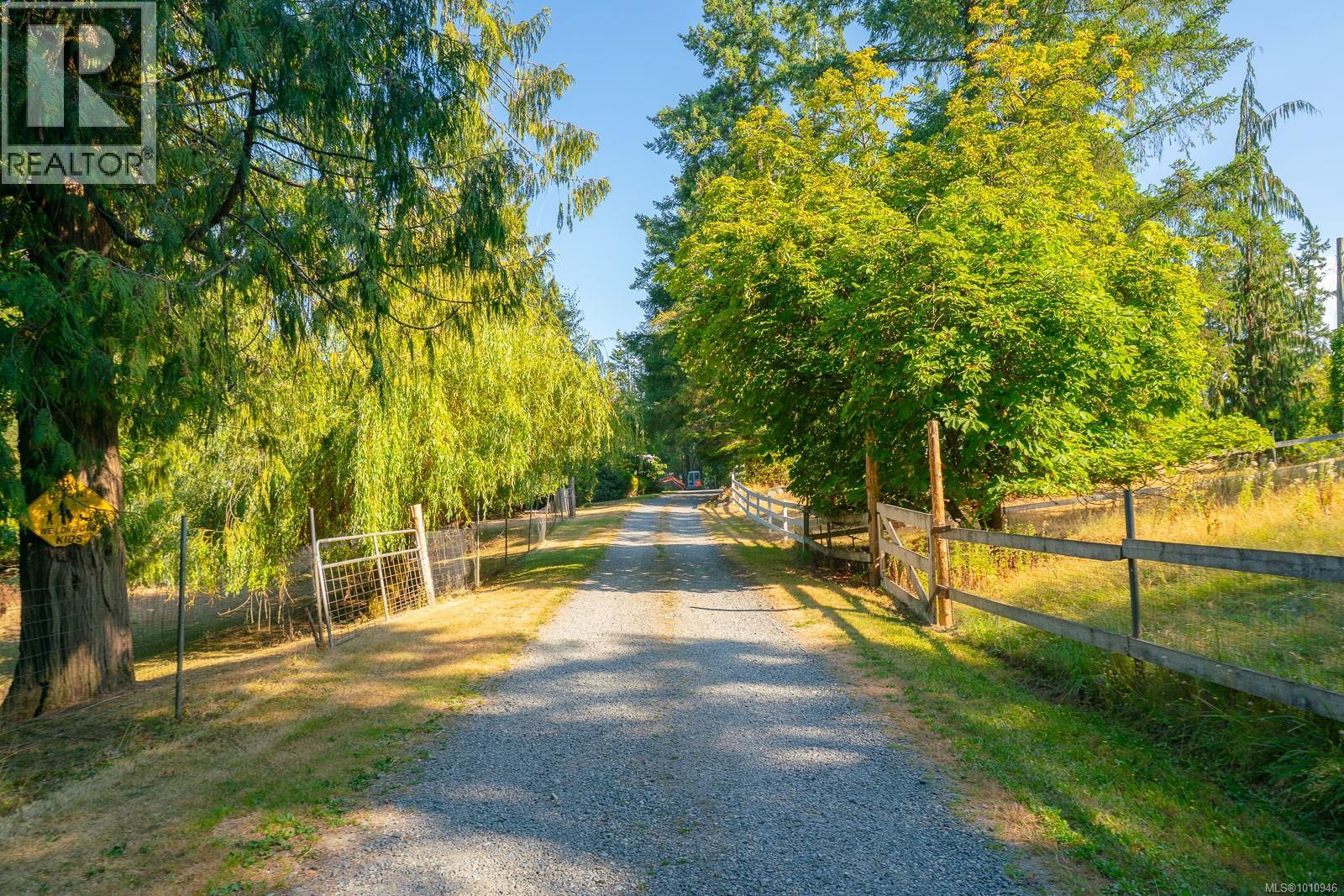 Photo 6 of 2601 Soole Rd, Duncan BC
