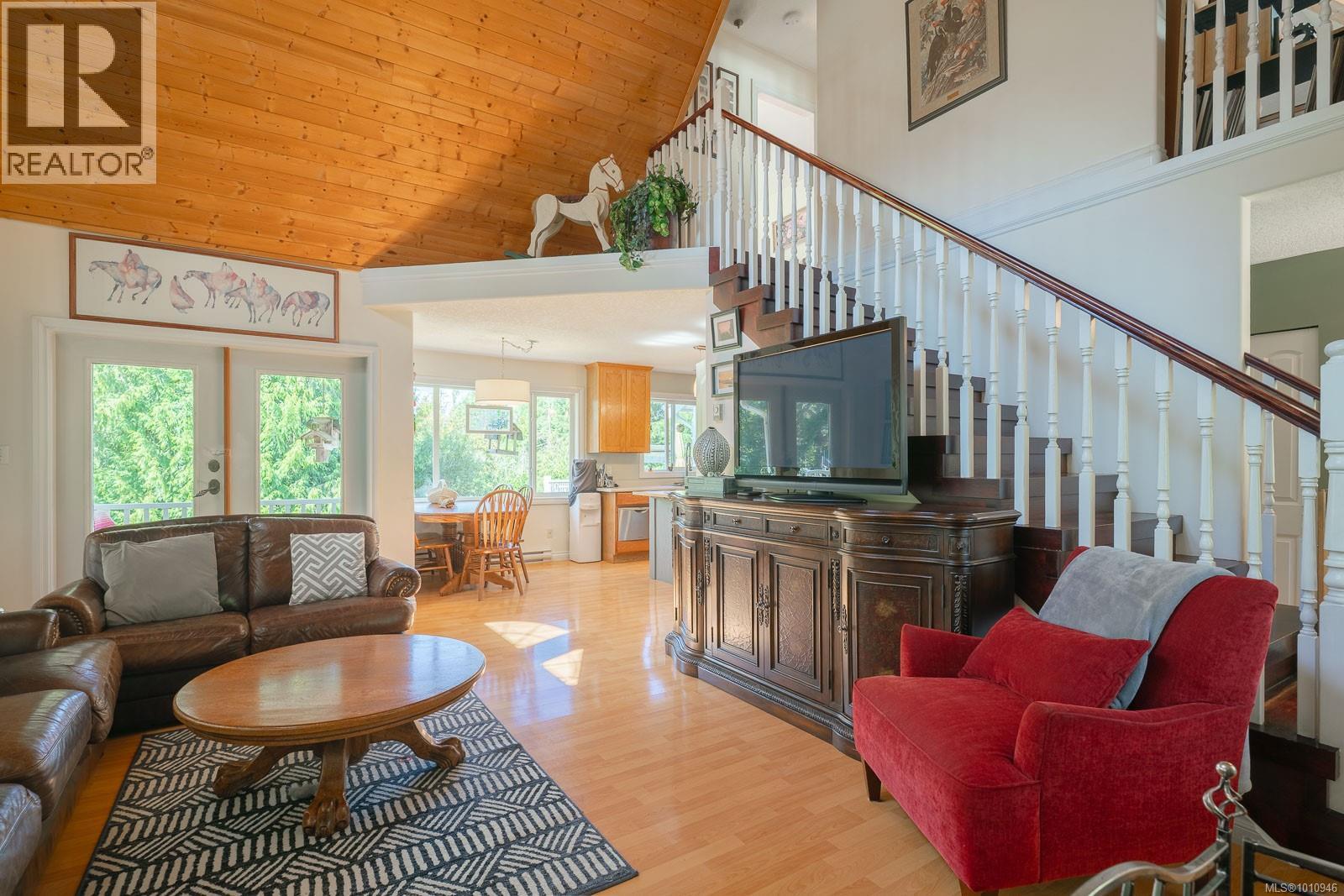 Photo 10 of 2601 Soole Rd, Duncan BC