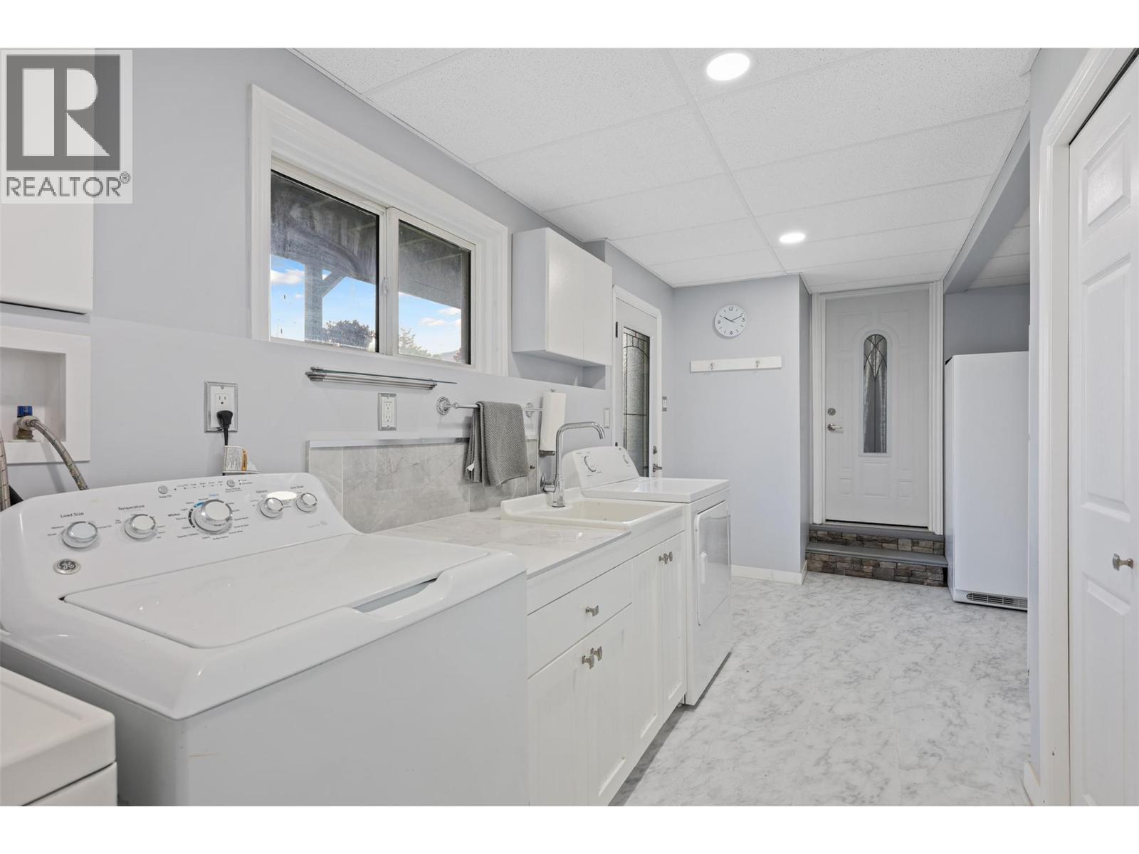 1278 KIMBERLEY CRESCENT - 31