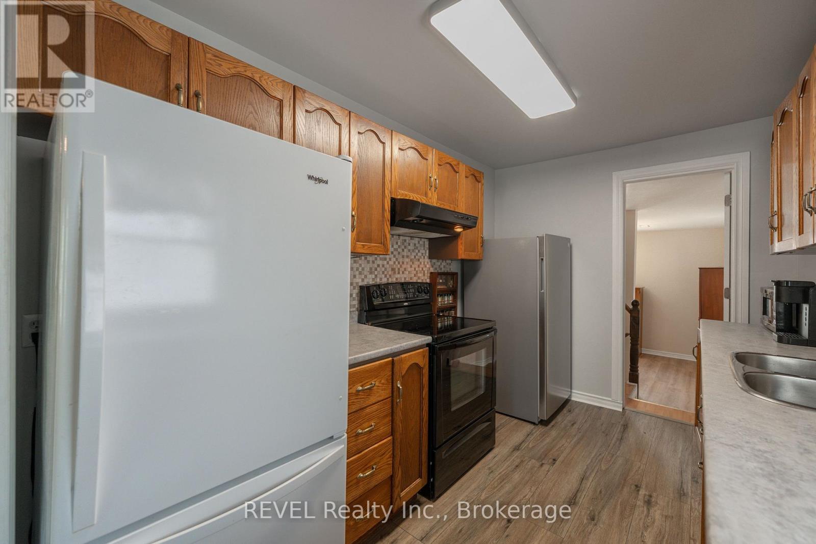 Photo 13 of 12 Hayes Street, St Catharines ON