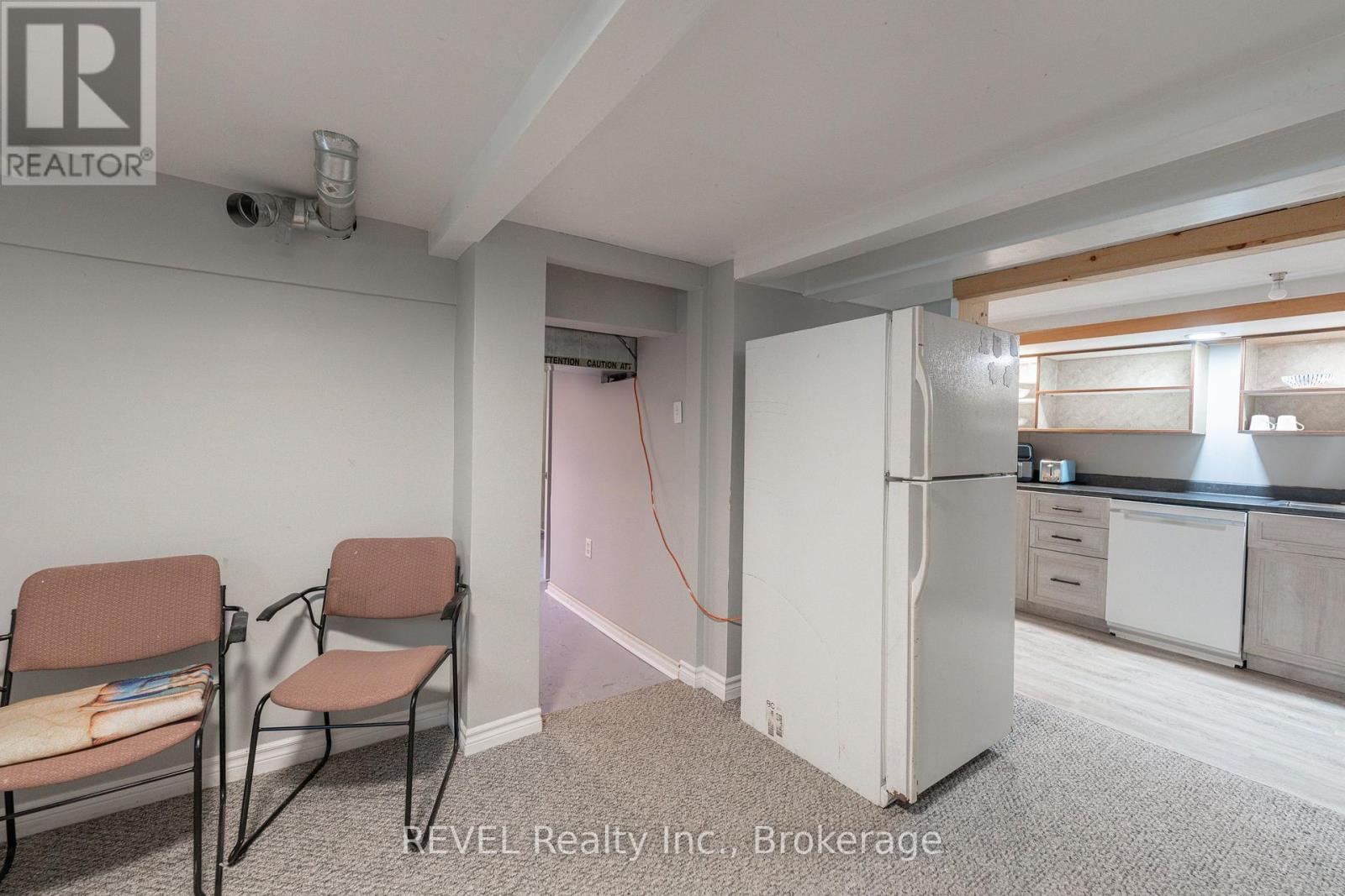 Photo 31 of 12 Hayes Street, St Catharines ON