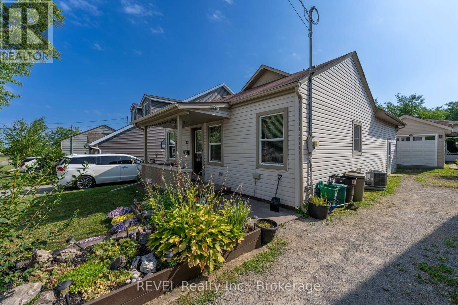 Photo 41 of 12 Hayes Street, St Catharines ON