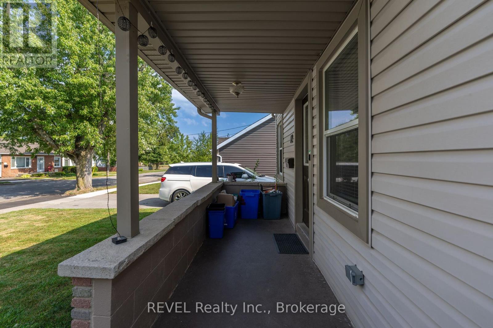 Photo 9 of 12 Hayes Street, St Catharines ON