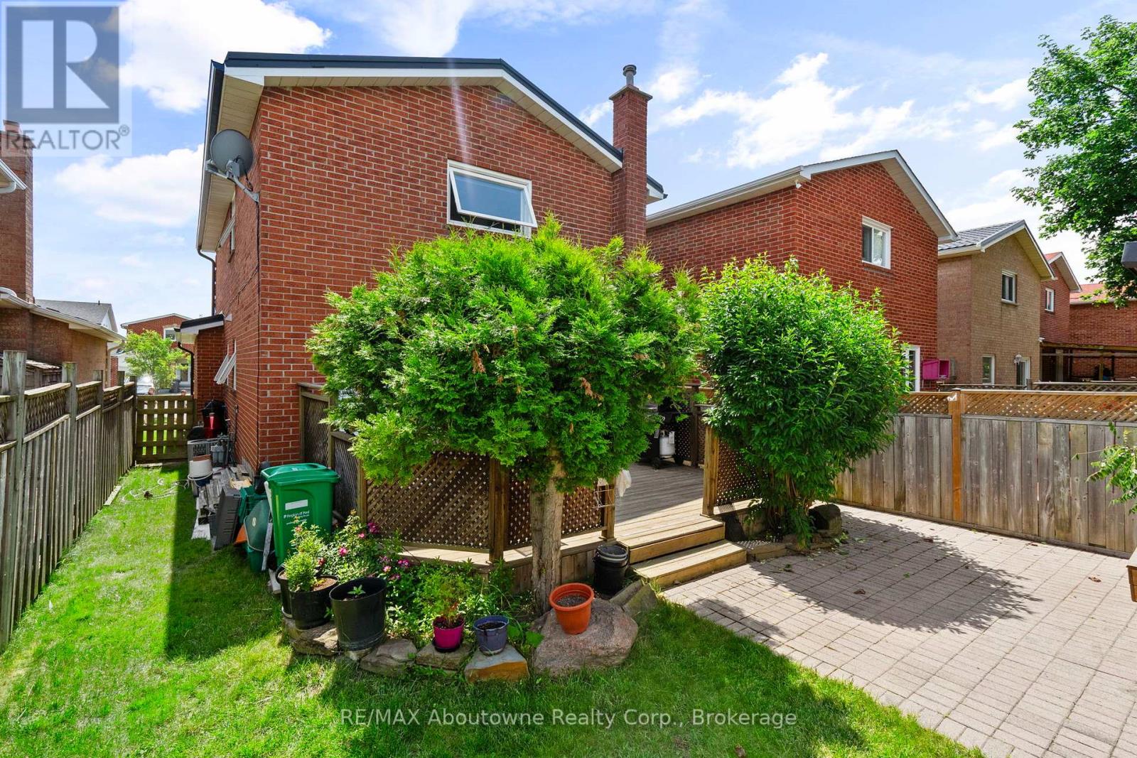 Photo 11 of 17 Adam Street, Brampton ON