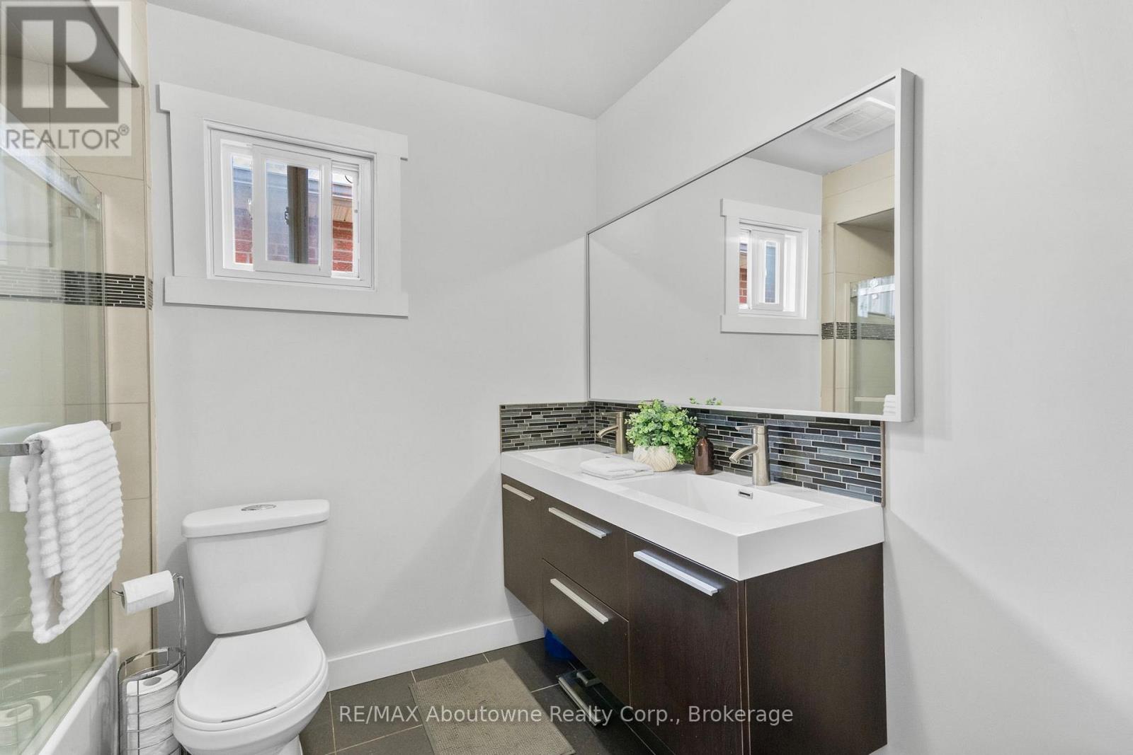 Photo 20 of 17 Adam Street, Brampton ON