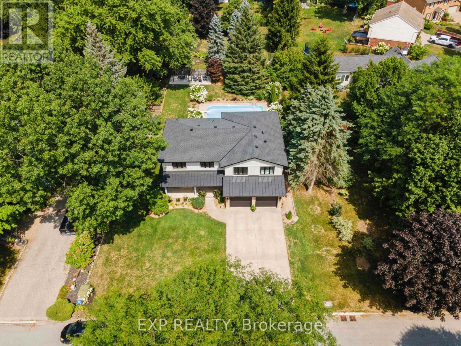 Photo 43 of 29 Kevin Drive, Pelham ON