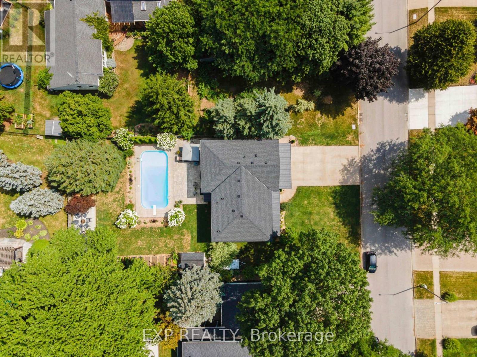 Photo 25 of 29 Kevin Drive, Pelham ON