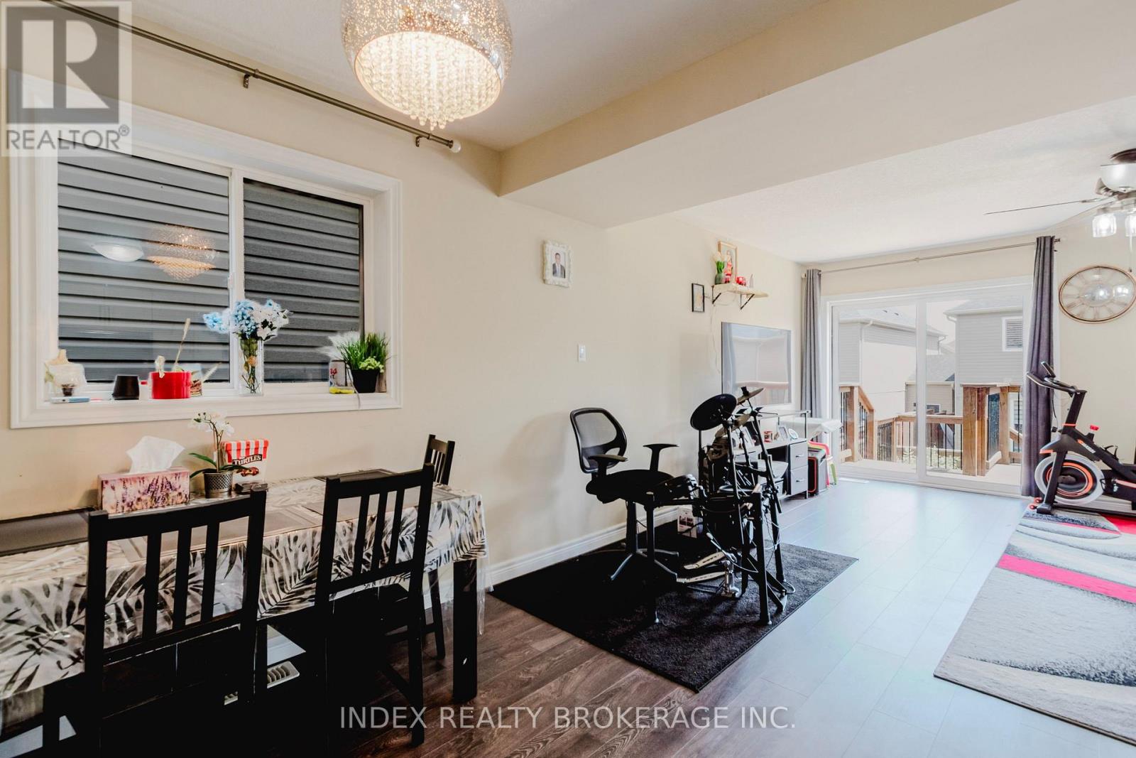 Photo 17 of 207 Eden Oak Trail, Kitchener ON