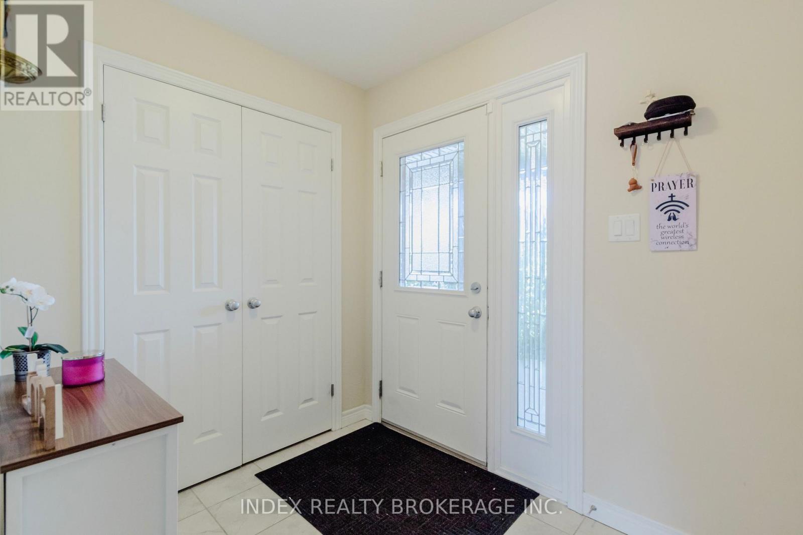 Photo 20 of 207 Eden Oak Trail, Kitchener ON