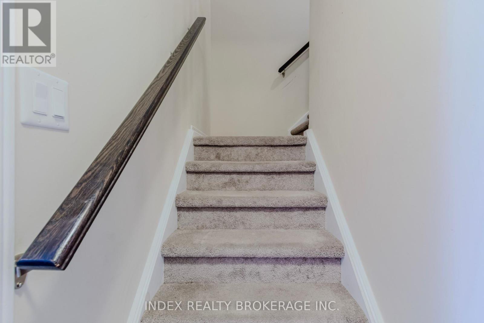 Photo 24 of 207 Eden Oak Trail, Kitchener ON