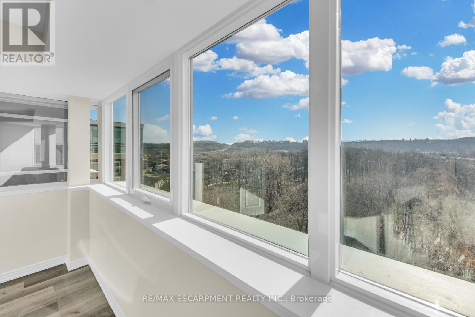 Photo 27 of 706 2750 King Street E, Hamilton ON