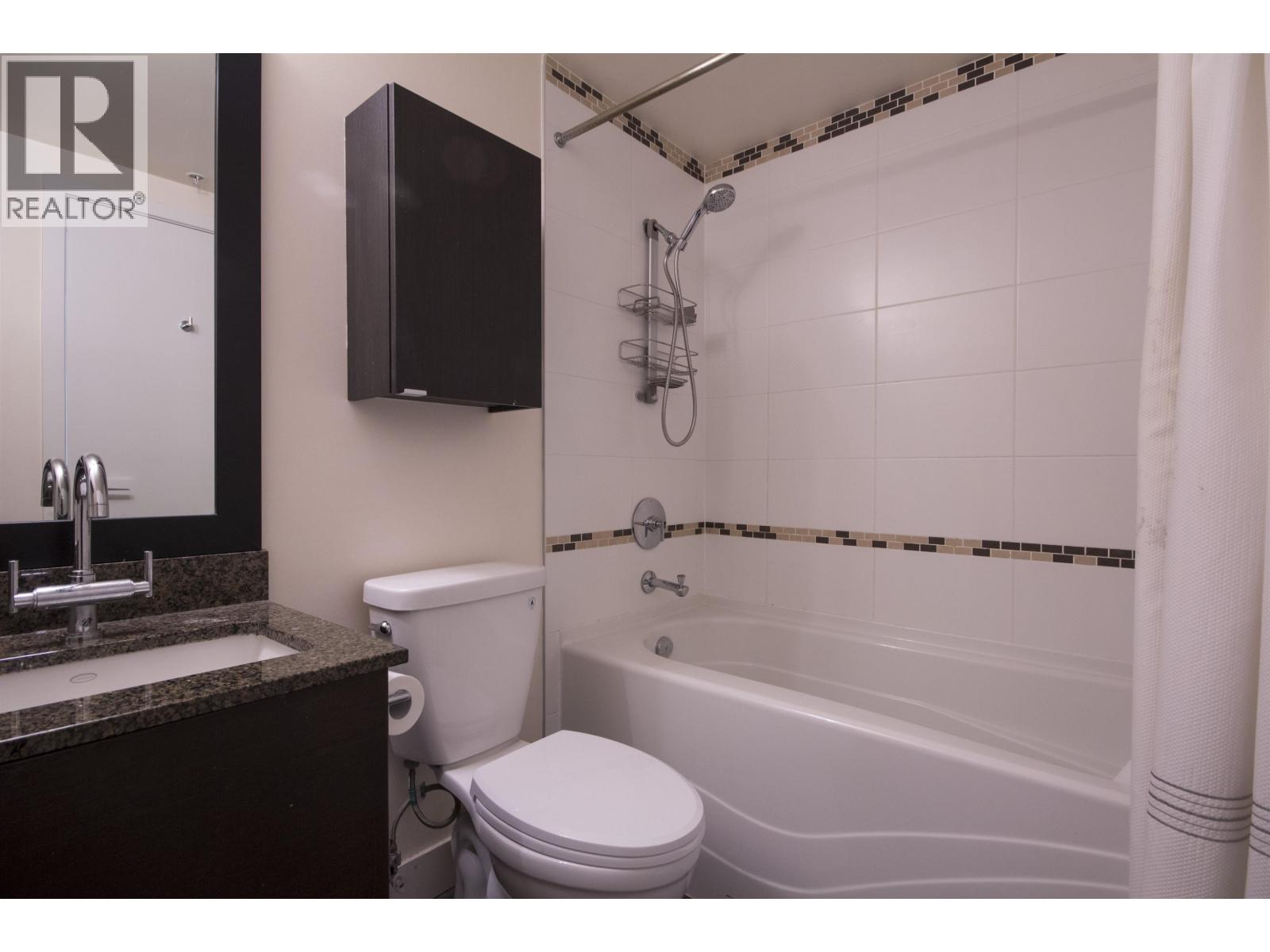 Photo 15 of 409 14200 Riverport Way, Richmond BC
