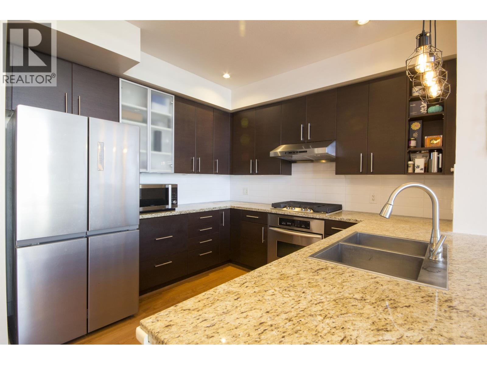 Photo 7 of 409 14200 Riverport Way, Richmond BC