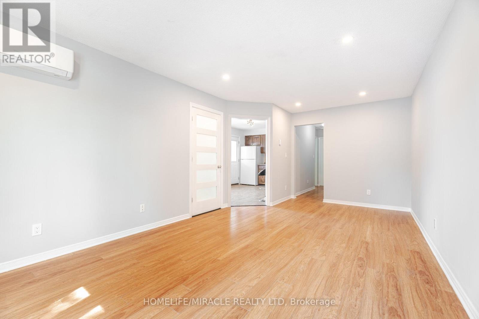 Photo 11 of 230 Taunton Road W, Oshawa ON