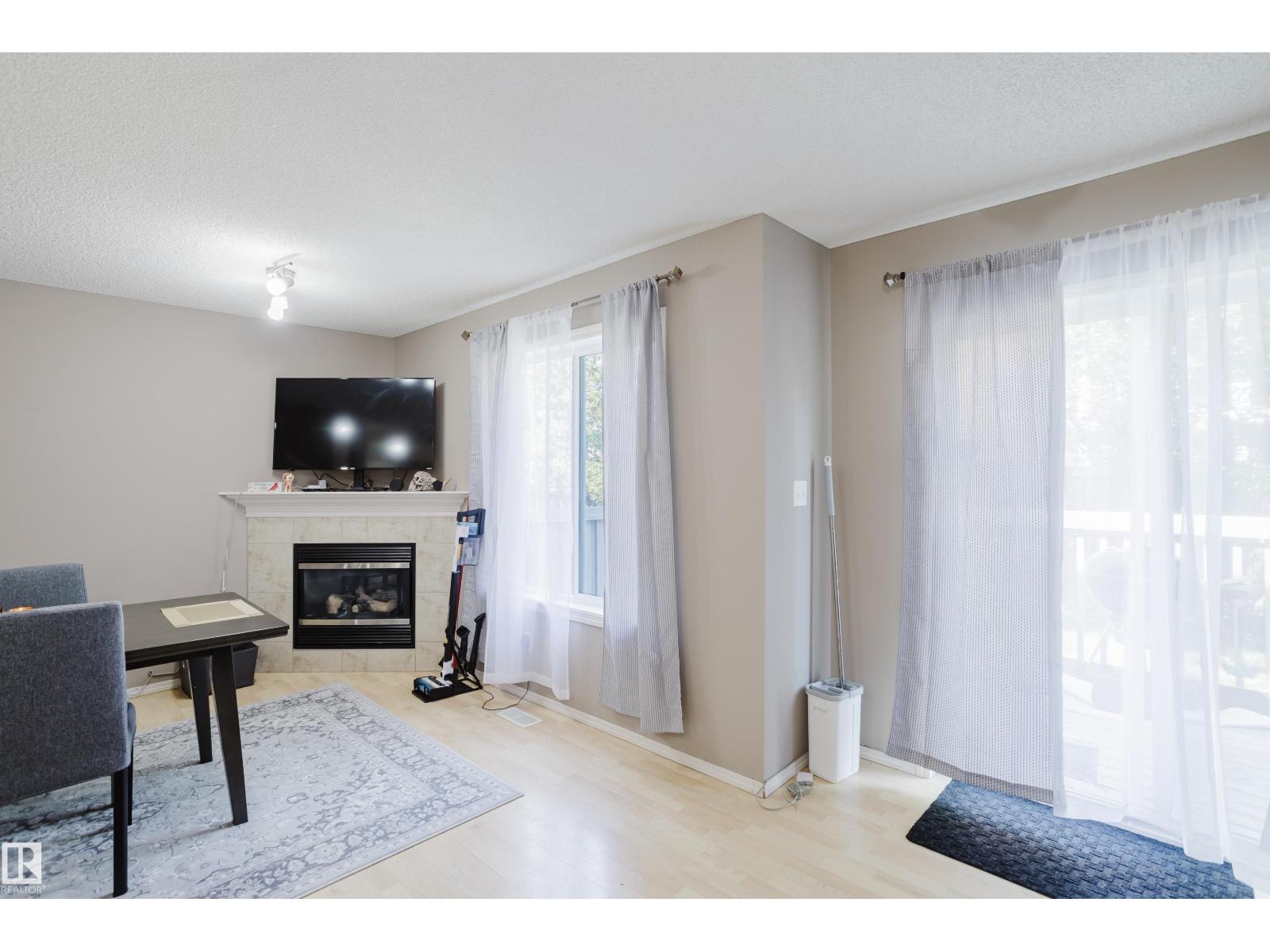 Photo 16 of 22 287 Macewan Rd Sw, Edmonton AB