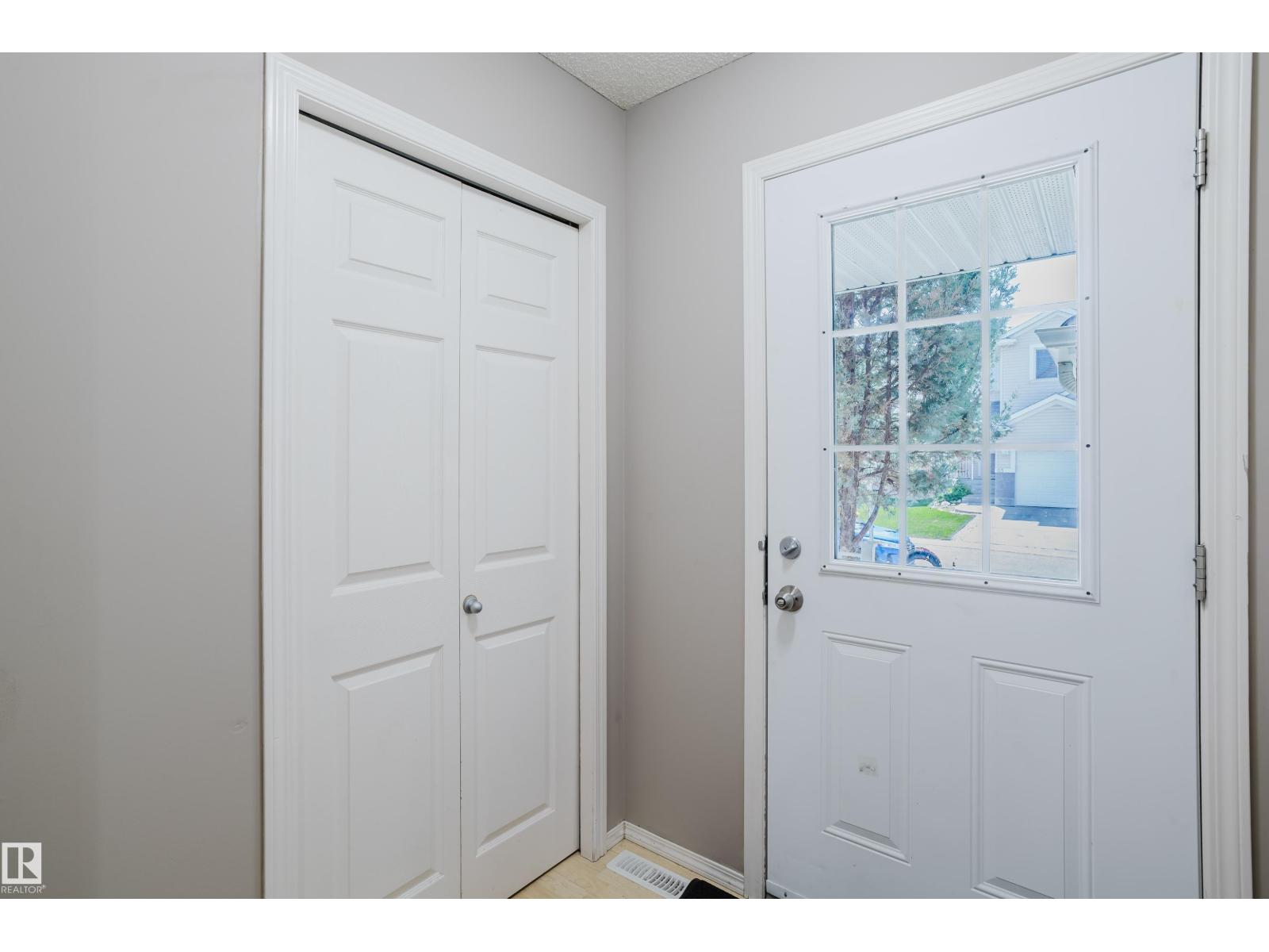 Photo 2 of 22 287 Macewan Rd Sw, Edmonton AB