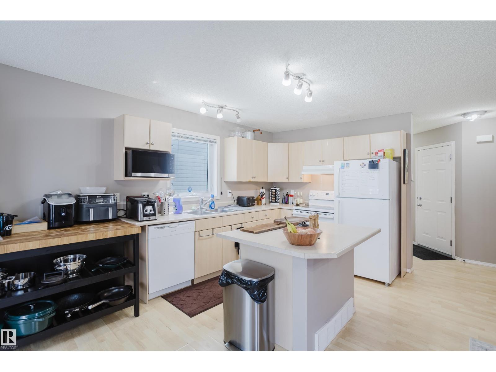 Photo 5 of 22 287 Macewan Rd Sw, Edmonton AB