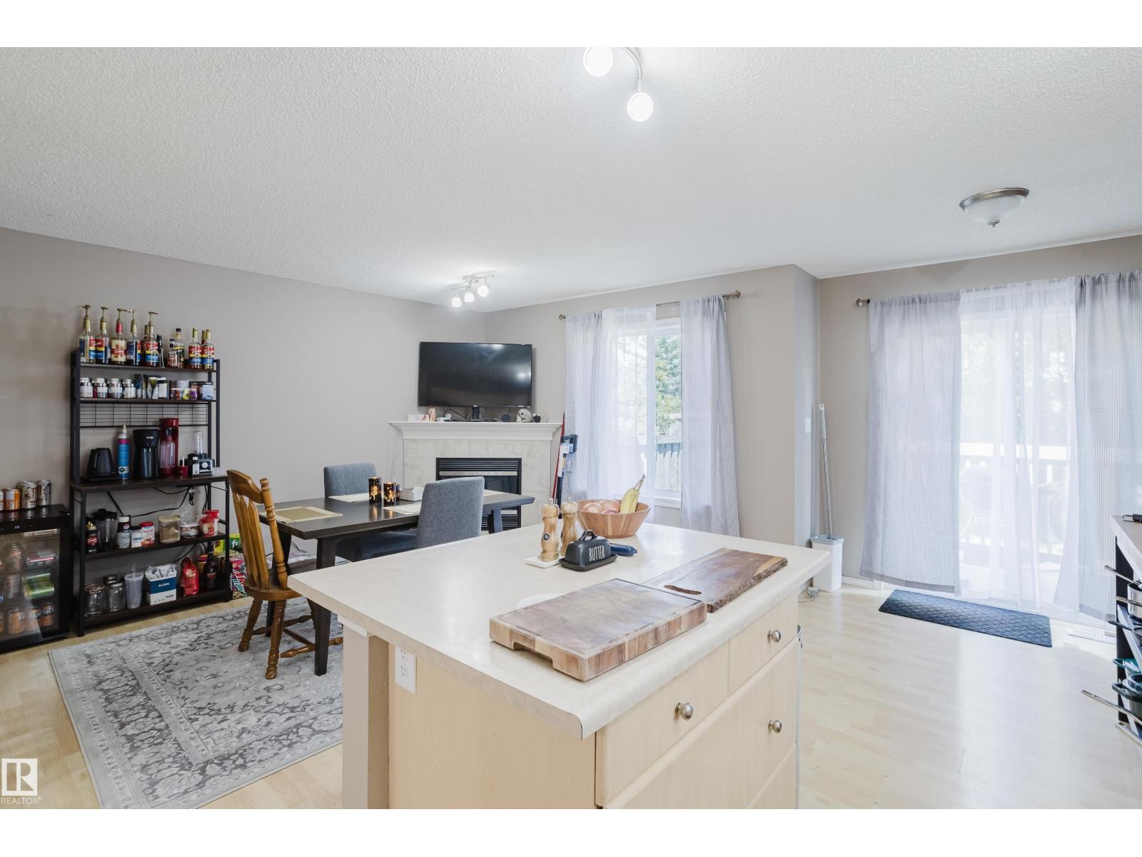 Photo 8 of 22 287 Macewan Rd Sw, Edmonton AB