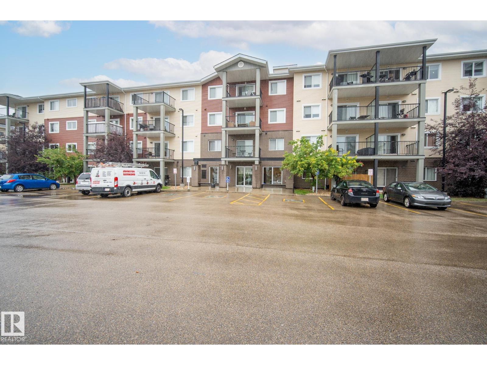 Photo 2 of 402 7711 71 St Nw, Edmonton AB