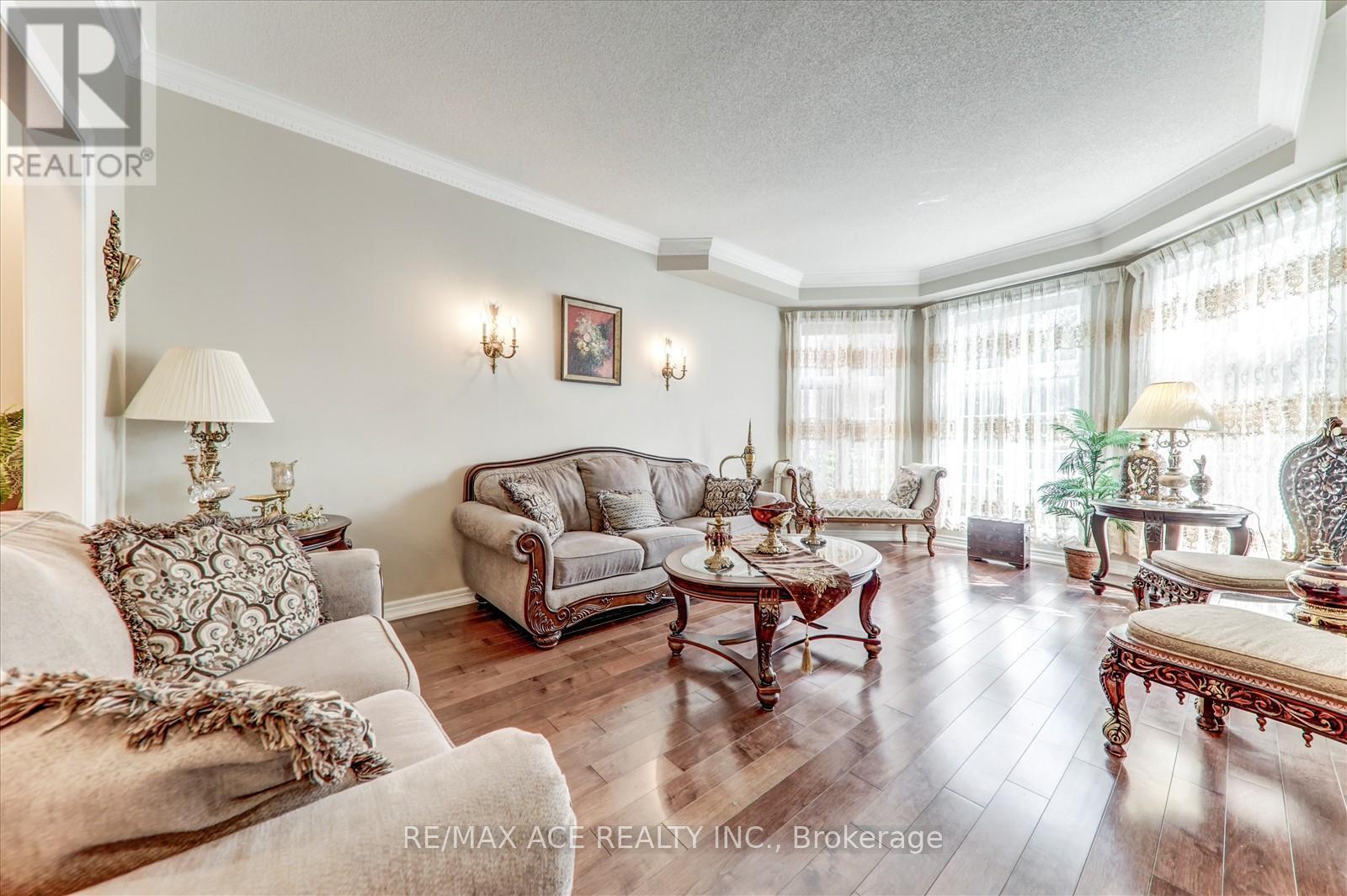 Photo 11 of 36 Todd Road, Ajax ON