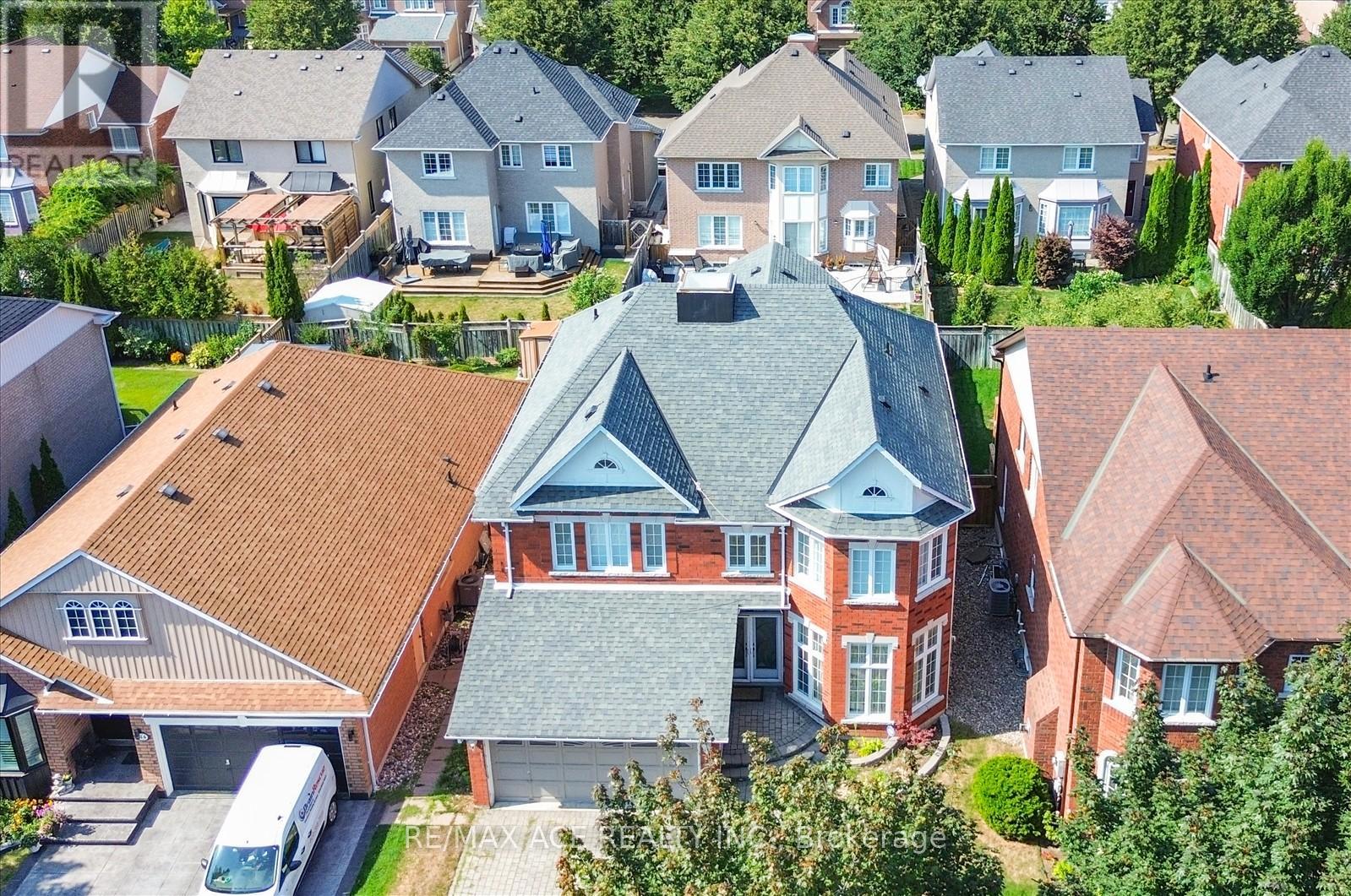 Photo 3 of 36 Todd Road, Ajax ON