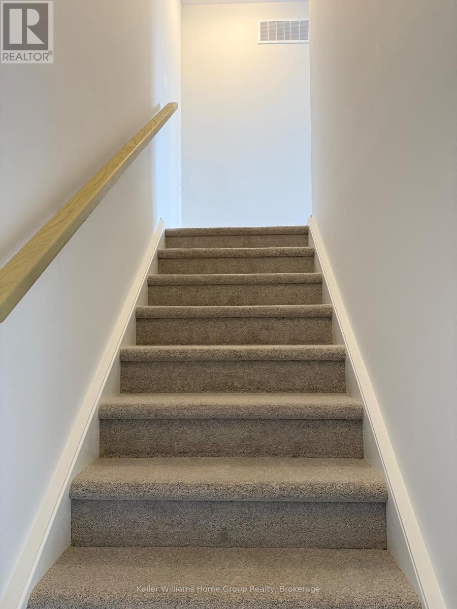 Photo 20 of 56 940 St David Street N, Centre Wellington ON