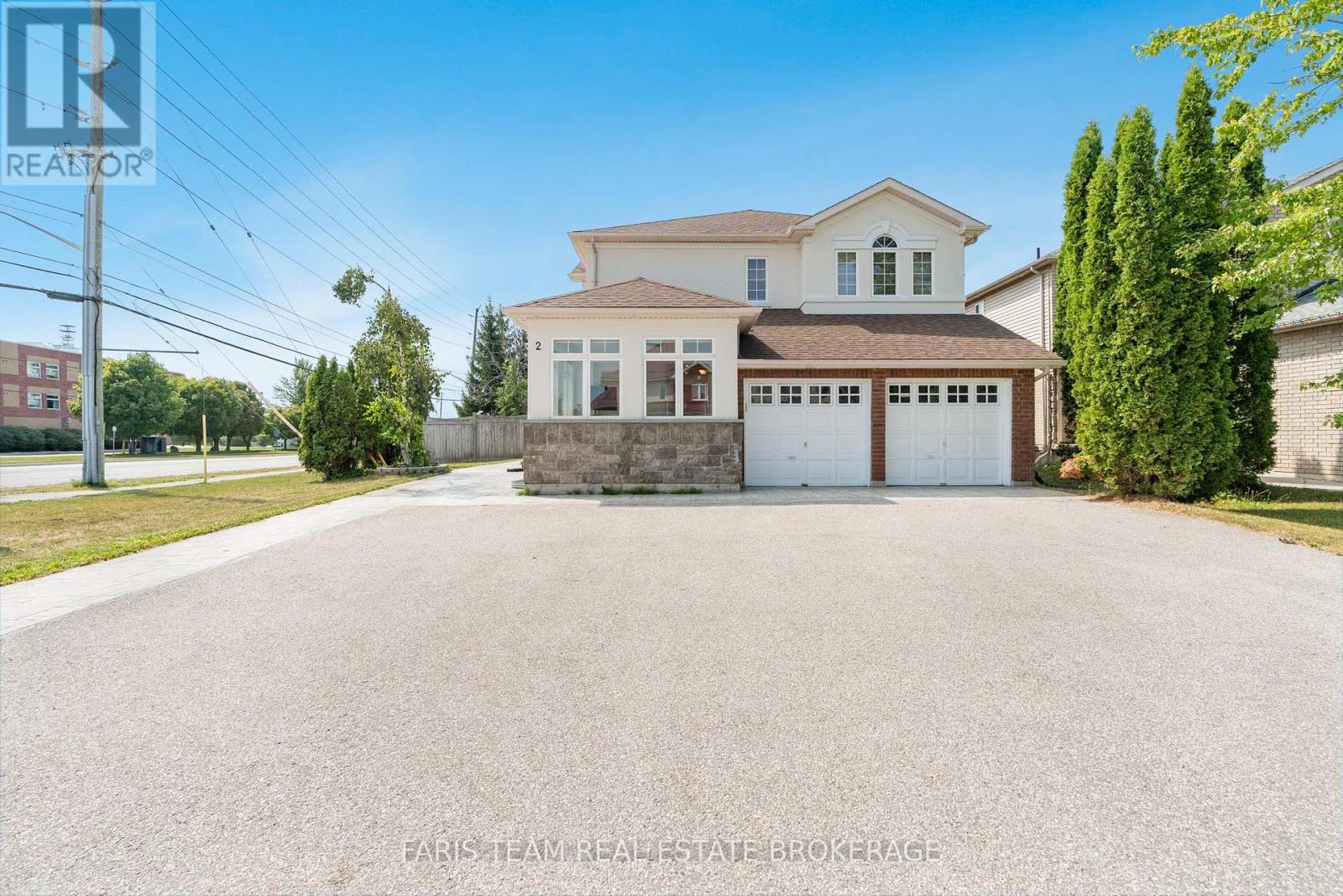 Photo 4 of 2 Vanessa Drive, Orillia ON