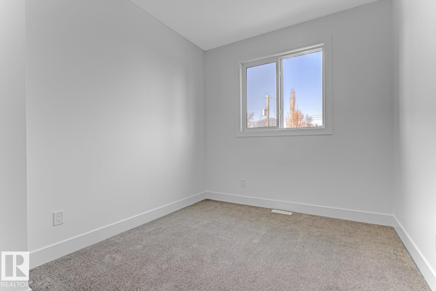 Photo 38 of 12309 91 St Nw, Edmonton AB