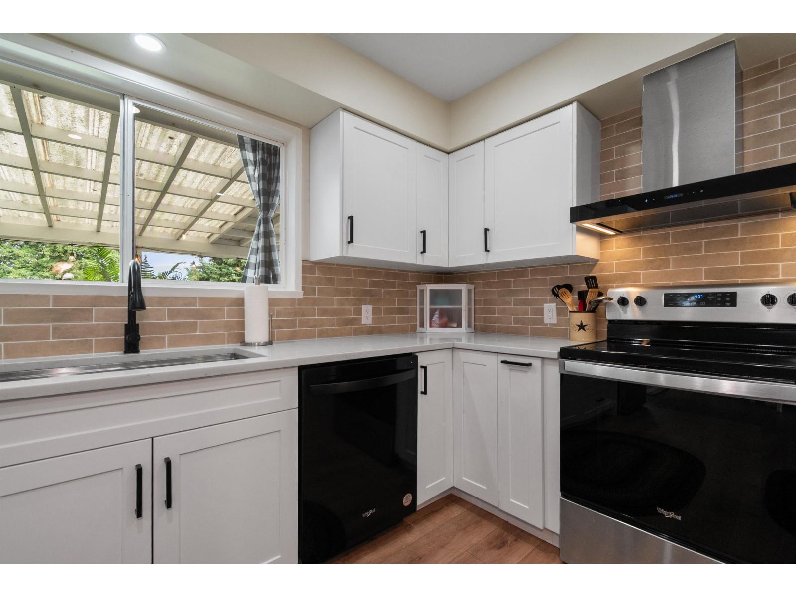 Photo 11 of 10098 Bonavista Street Fairfield Island, Chilliwack BC