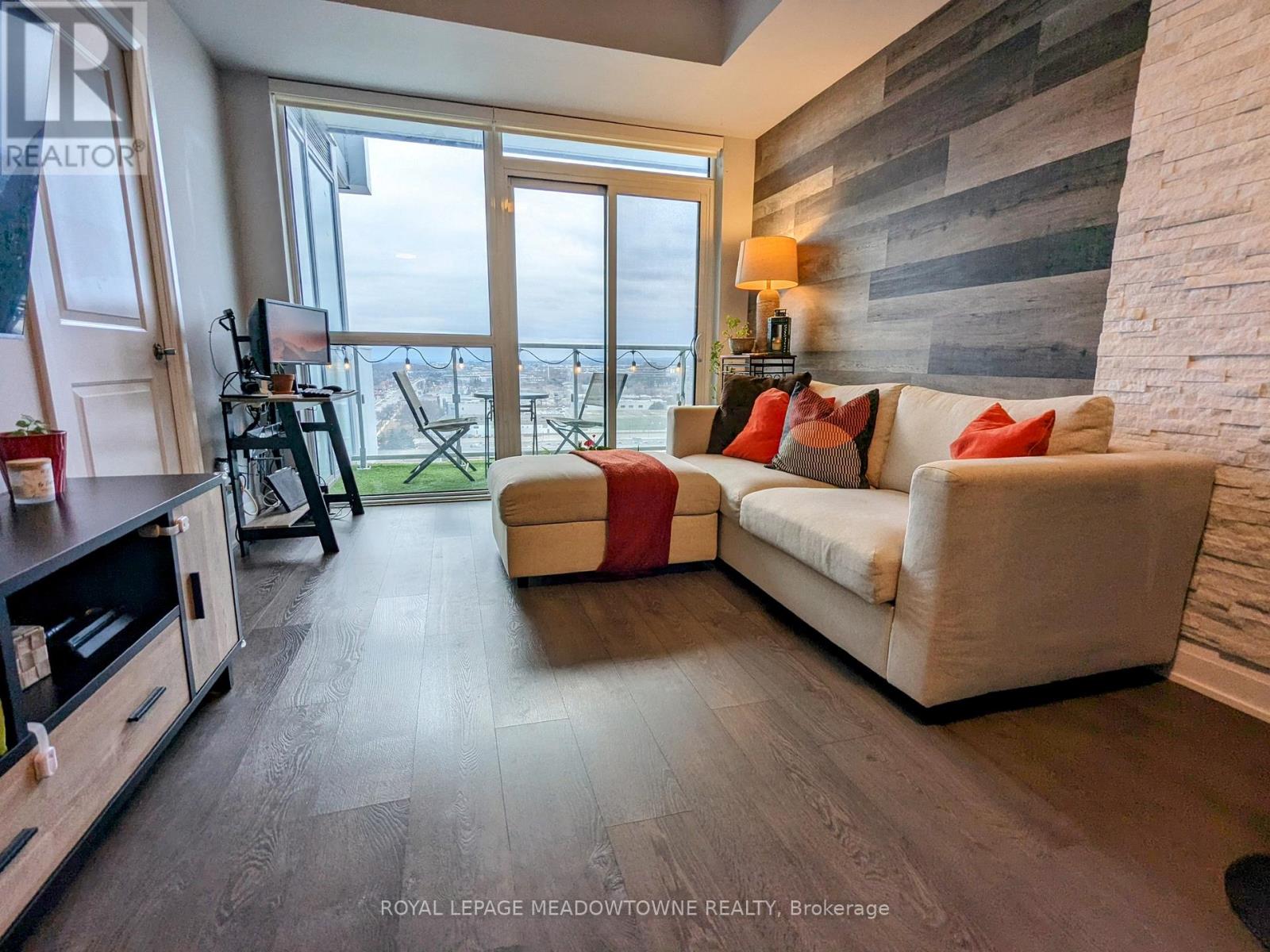 Photo 9 of 1210 55 Speers Road, Oakville ON