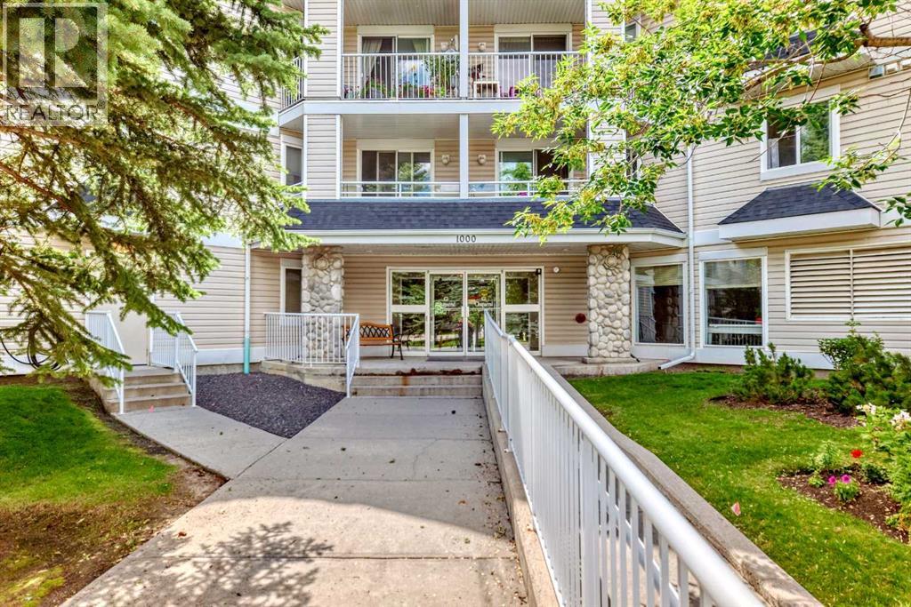 Single Family House for Sale in   Chaparral Ridge Drive SE Chaparral Calgary 