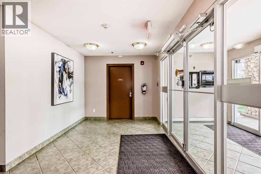 Single Family House for Sale in   Chaparral Ridge Drive SE Chaparral Calgary 