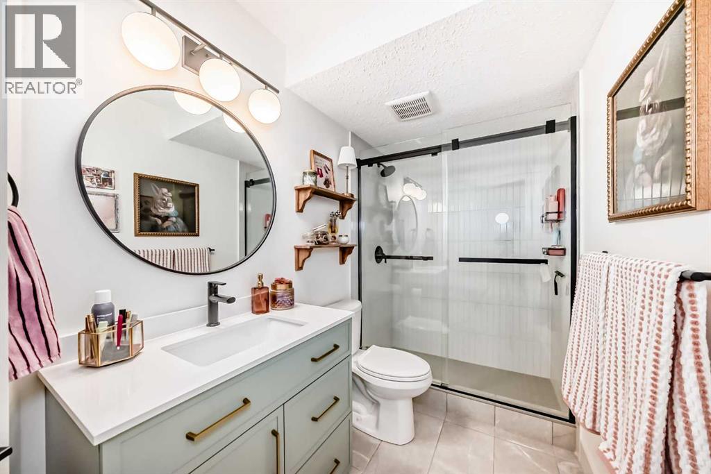 Single Family House for Sale in   Chaparral Ridge Drive SE Chaparral Calgary 