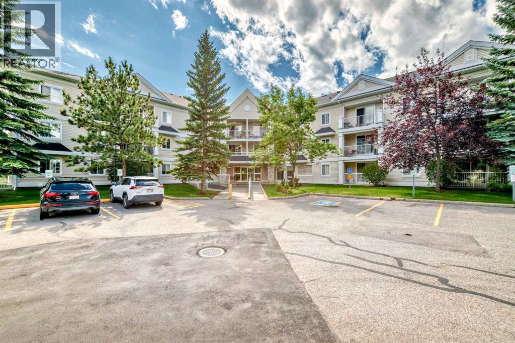 Single Family House for Sale in   Chaparral Ridge Drive SE Chaparral Calgary 