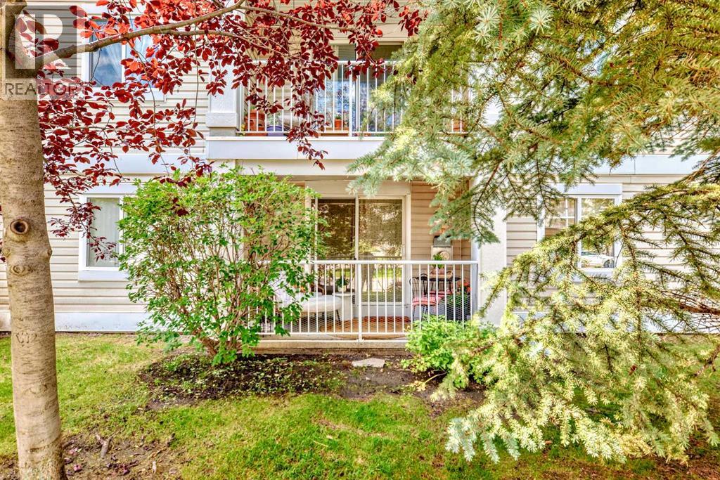 Single Family House for Sale in   Chaparral Ridge Drive SE Chaparral Calgary 