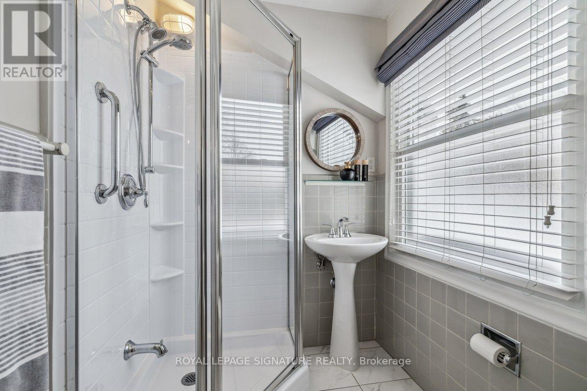 Photo 19 of 1662 Bramsey Drive, Mississauga ON