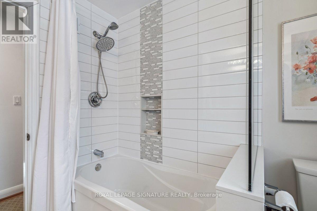 Photo 24 of 1662 Bramsey Drive, Mississauga ON