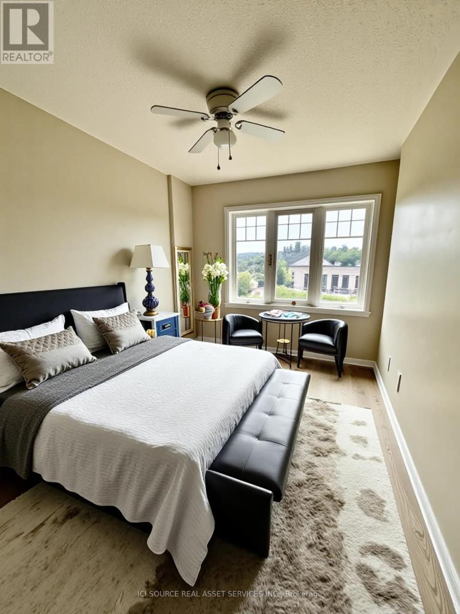 Photo 13 of 4 3215 Thomas Street, Mississauga ON