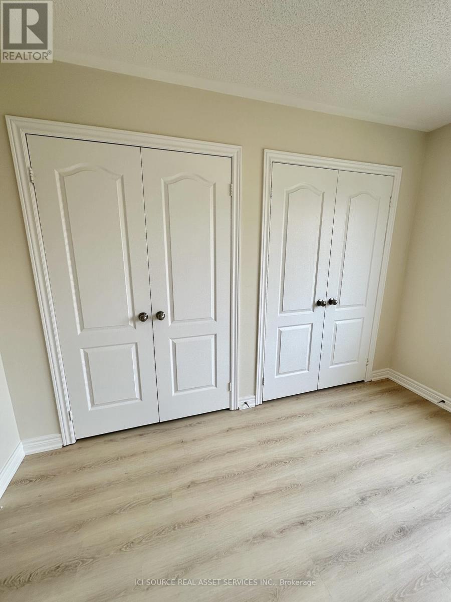 Photo 14 of 4 3215 Thomas Street, Mississauga ON