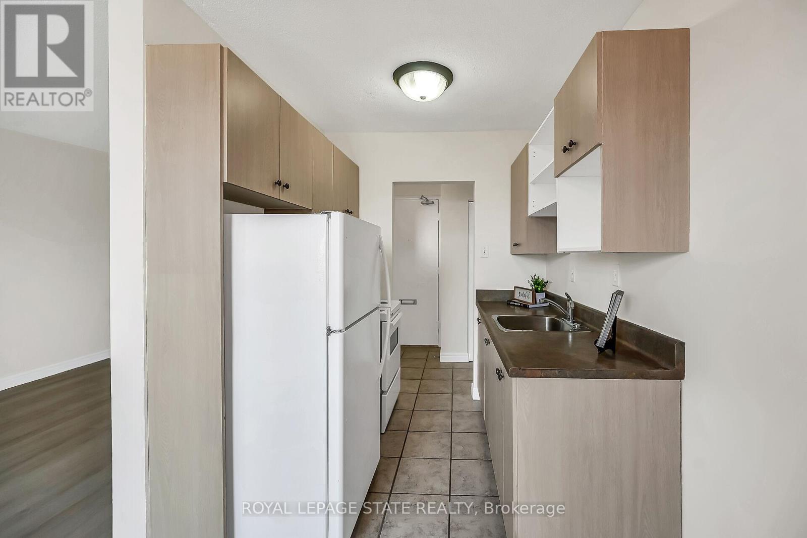Photo 14 of 702 81 Charlton Avenue E, Hamilton ON