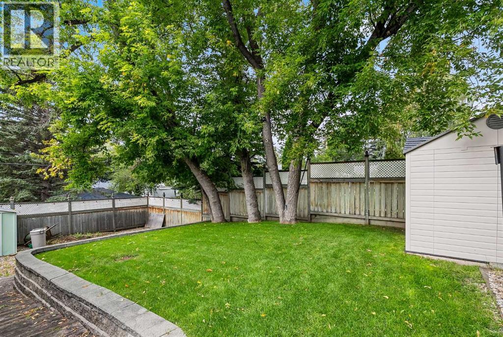 Single Family House Bungalow for Sale in  Dalton Drive NW Dalhousie Calgary 