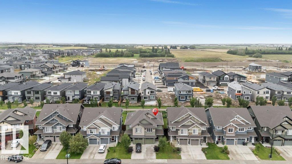 Photo 8 of 5181 Crabapple Li Sw, Edmonton AB