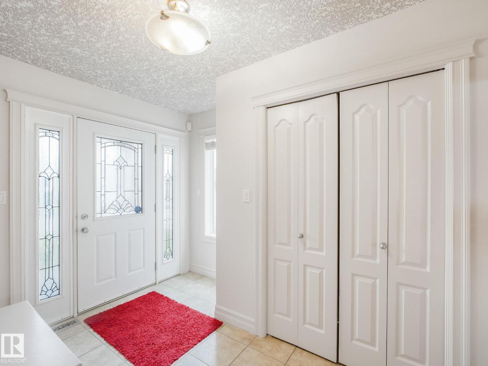 Photo 19 of 16409 65 St Nw, Edmonton AB
