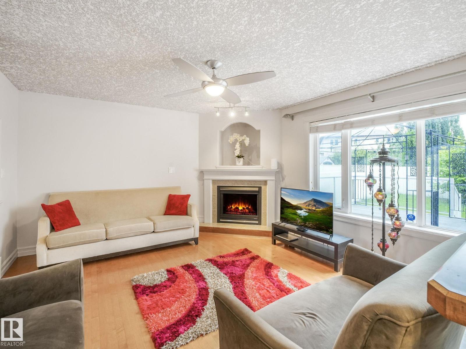 Photo 23 of 16409 65 St Nw, Edmonton AB