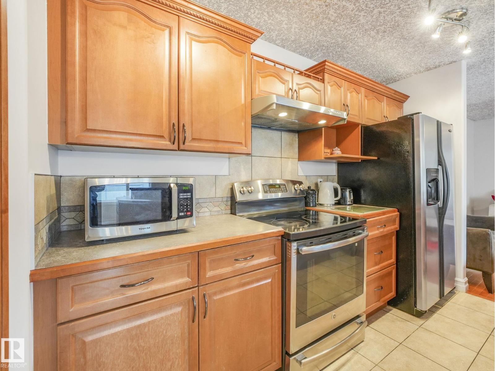 Photo 26 of 16409 65 St Nw, Edmonton AB
